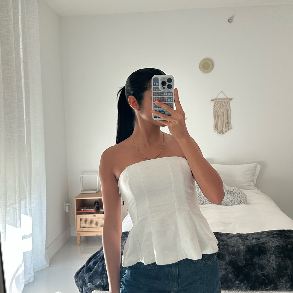 Abercrombie & Fitch White Strapless Blouse